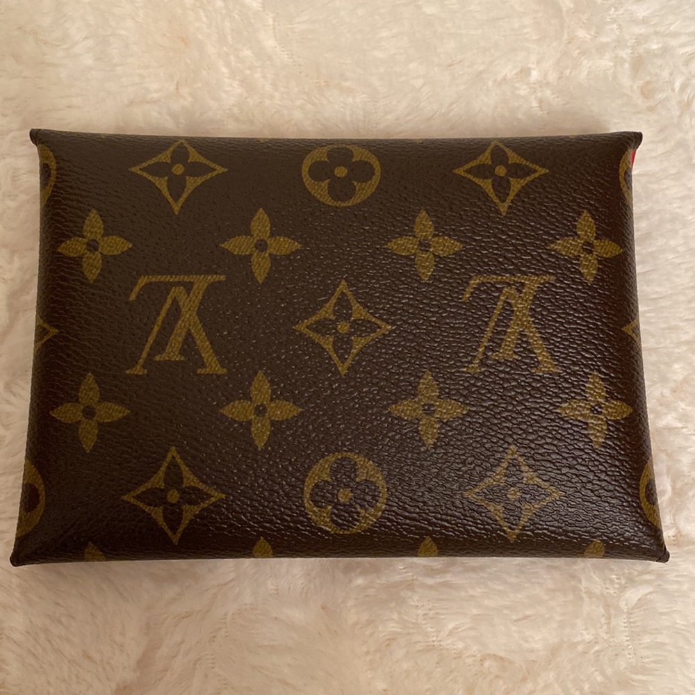 🇫🇷 New Louis Vuitton Medium Kirigami Pouch Made in France - Picture 3 of 11